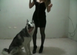 Husky fucks her small vagina so hard