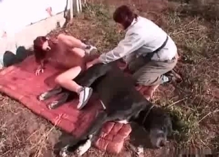 Juicy ass is being fucked by a dog
